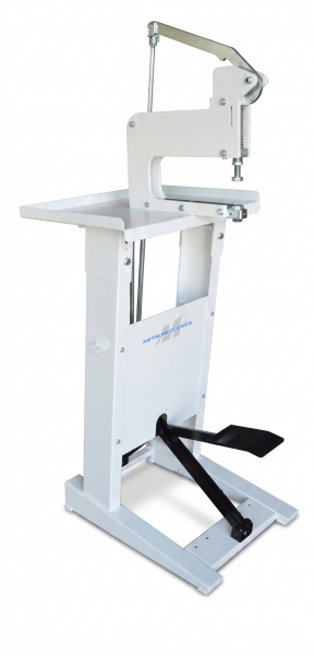 R300  APPLICATORE A PEDALE